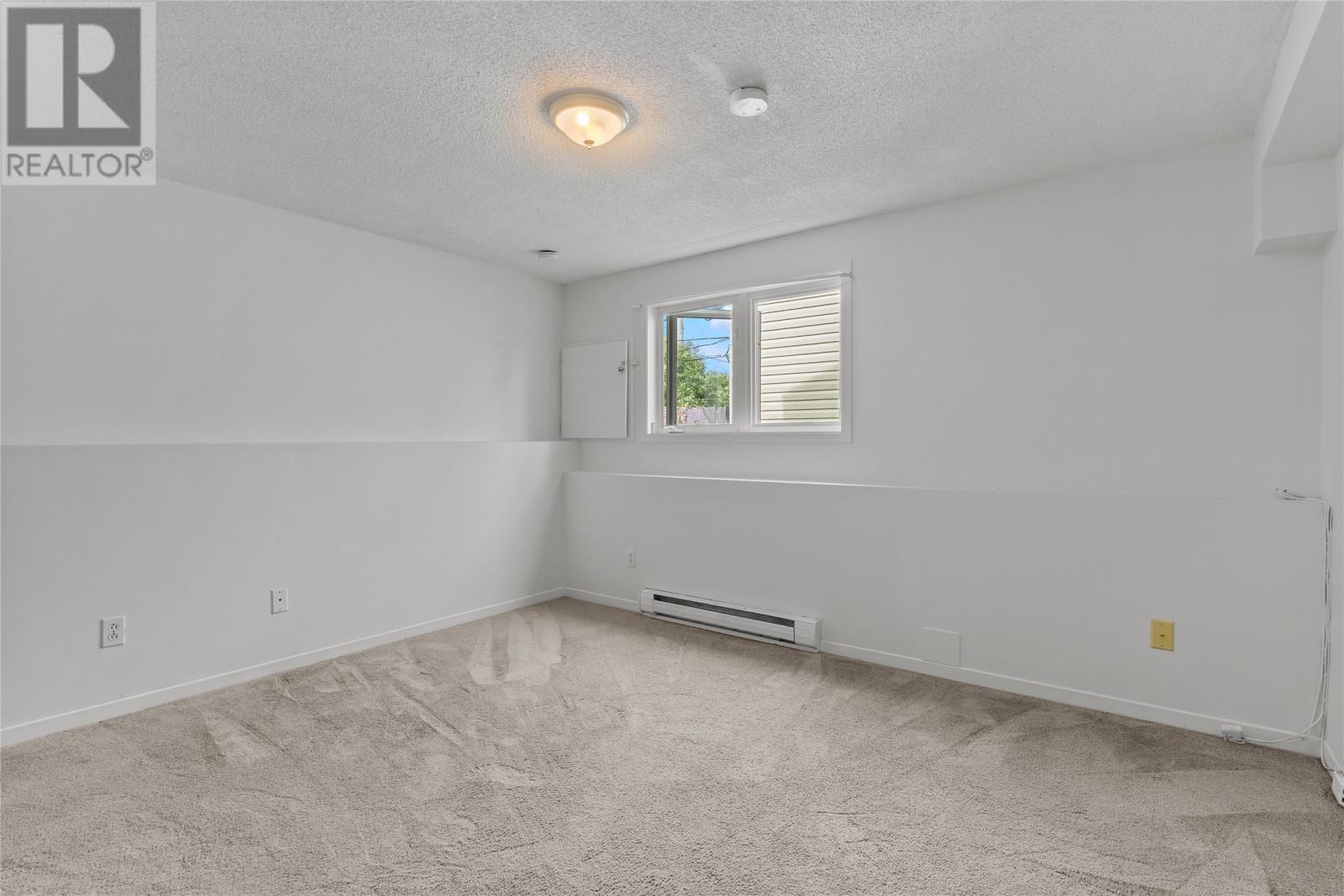 32 Penney Crescent - 28