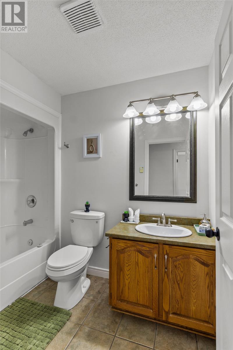32 Penney Crescent - 9