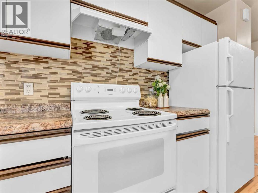 309 1 Street NW - 10