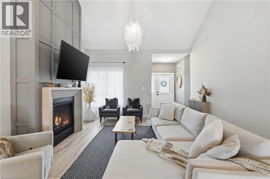 #4 744 NELSON Street W - 8