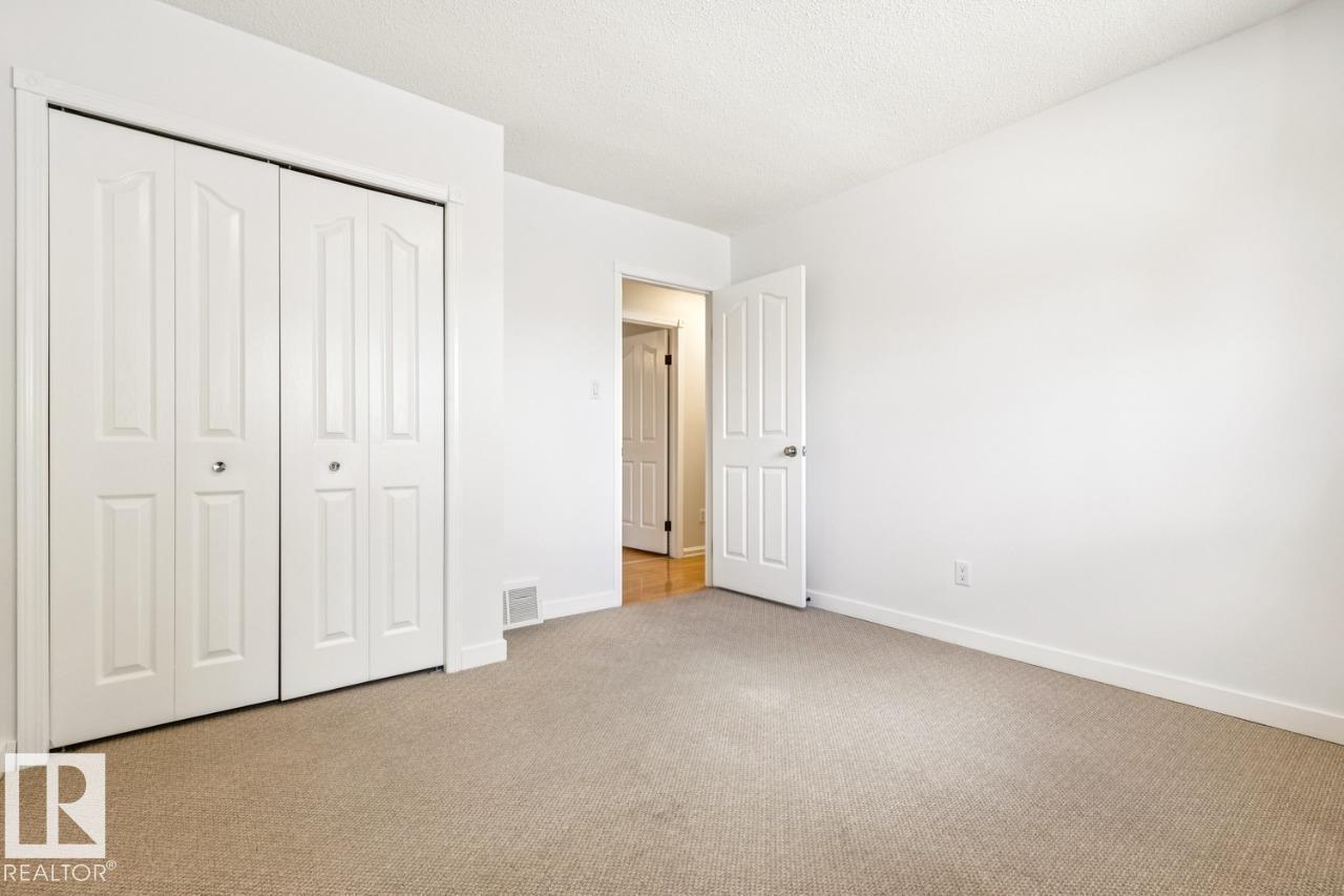 4649 16A AV NW - 11