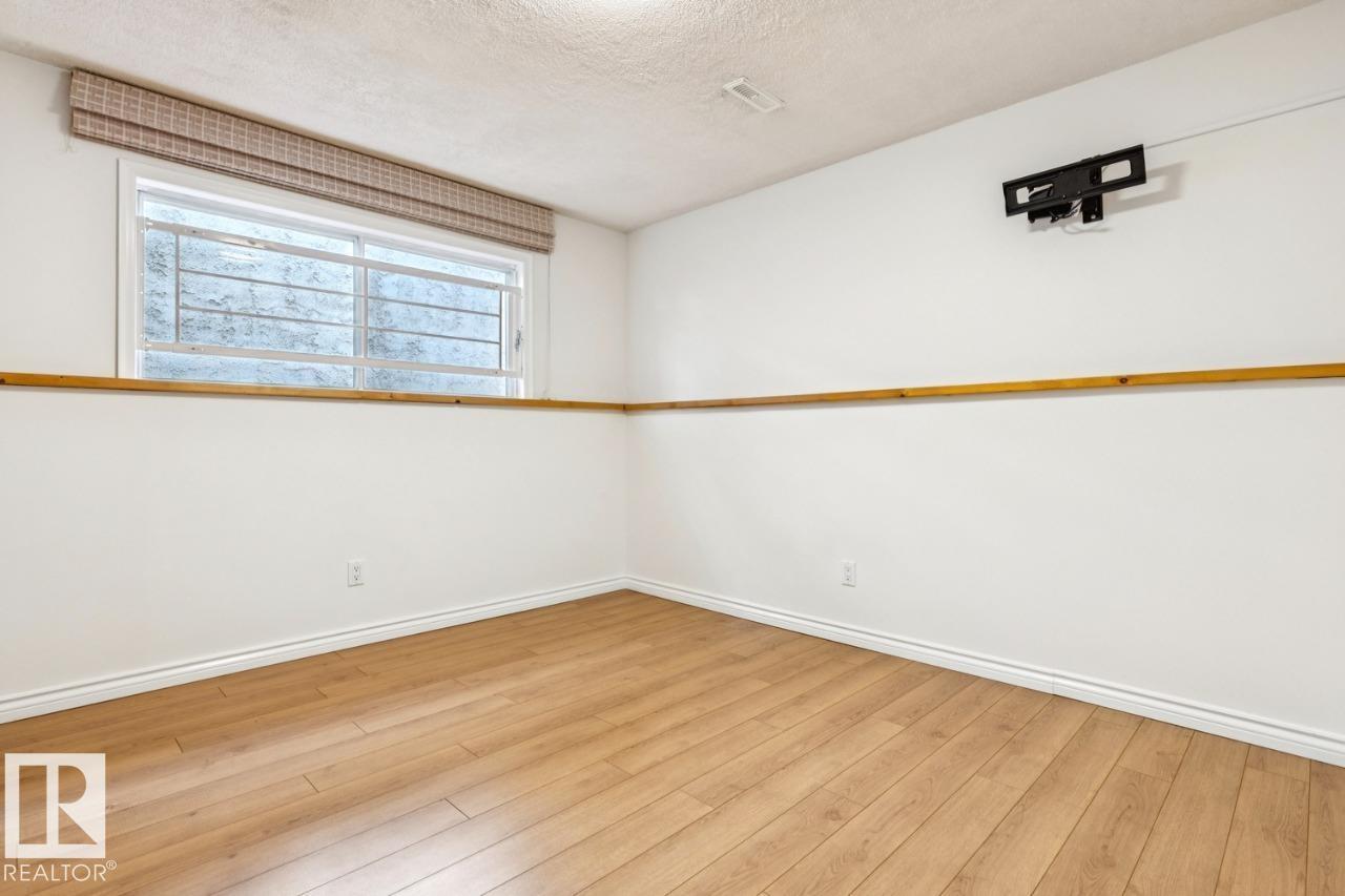 4649 16A AV NW - Image 16
