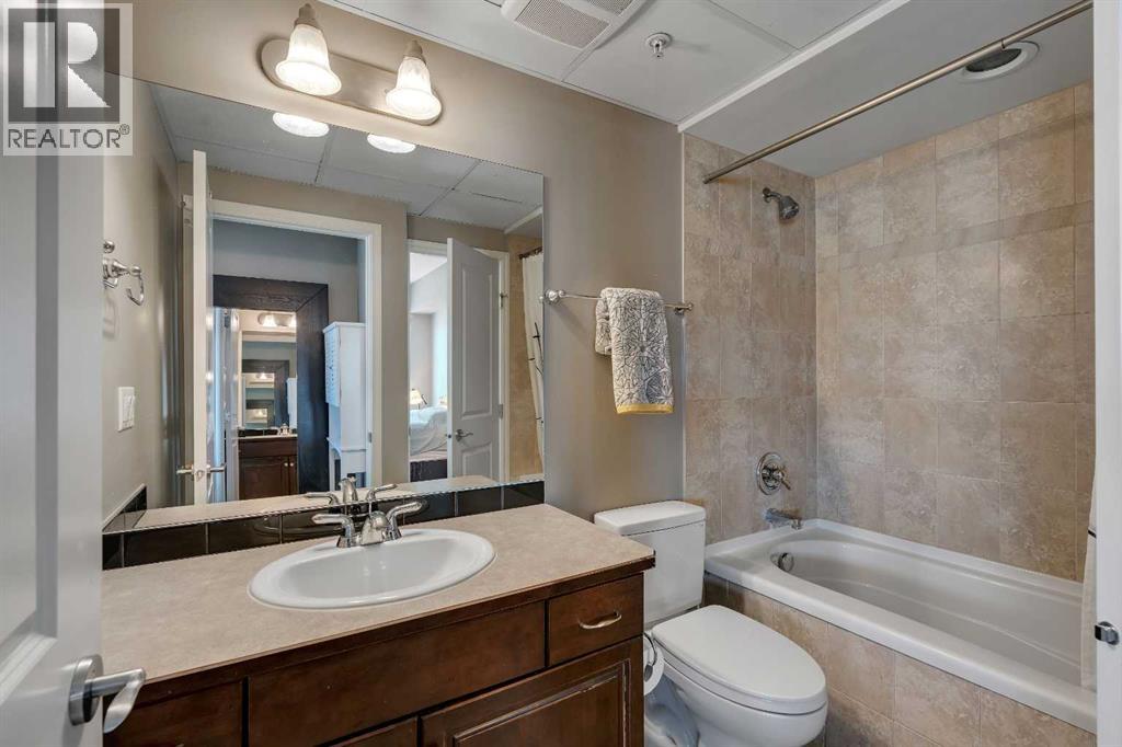 #2402 910 5 Avenue SW - 18