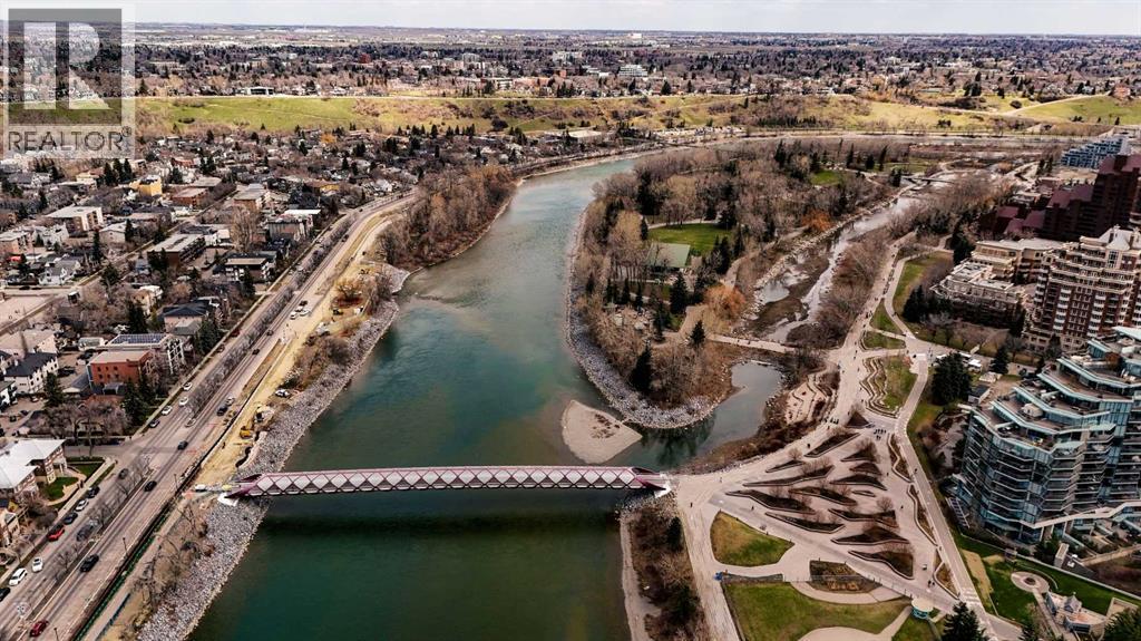 #2402 910 5 Avenue SW - 46