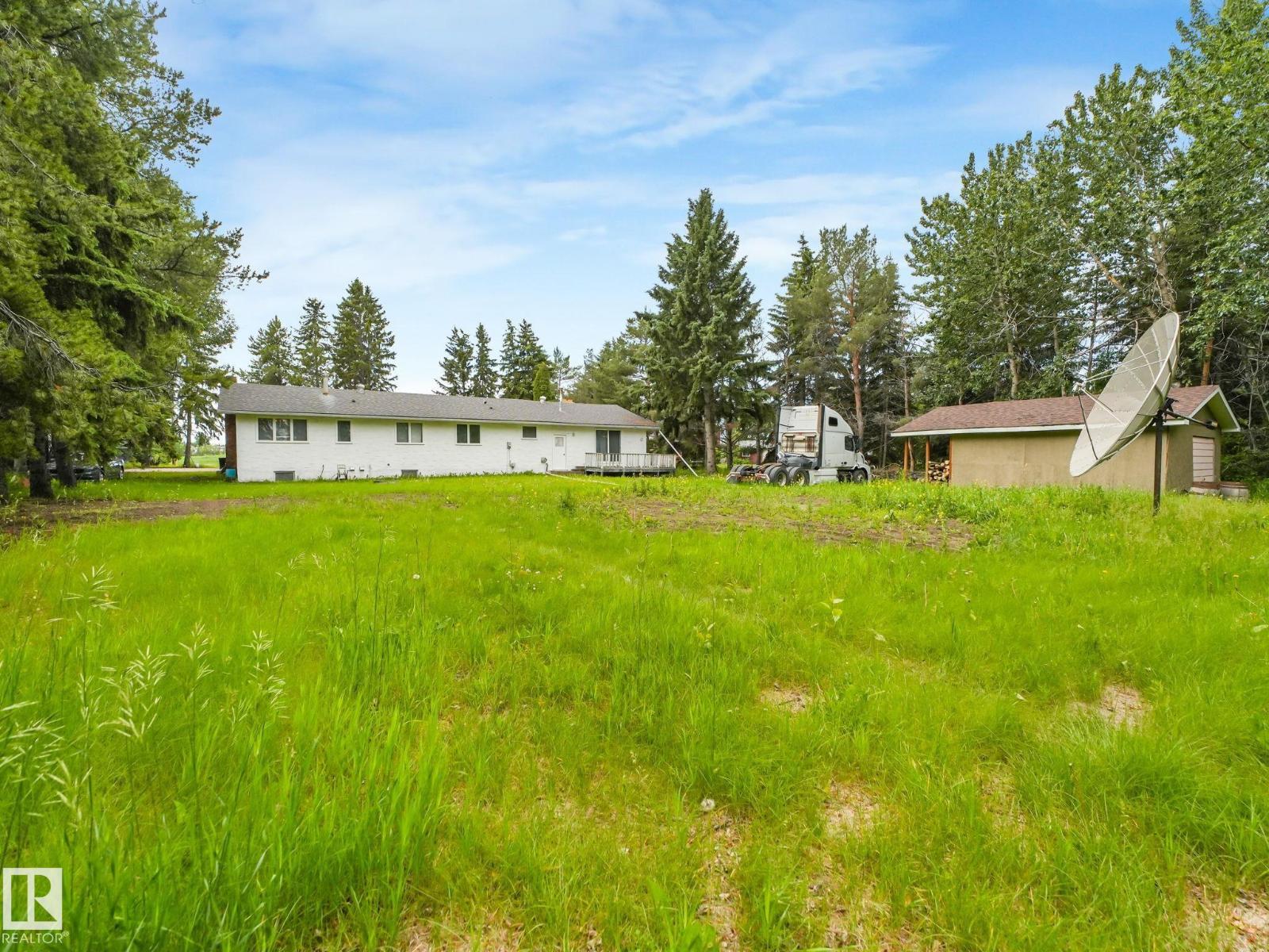 10912 5 AV SW SW - 7