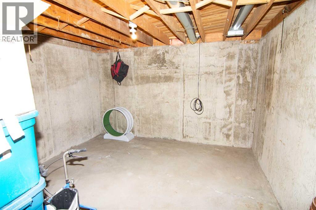 5502 Temple Road NE - 20