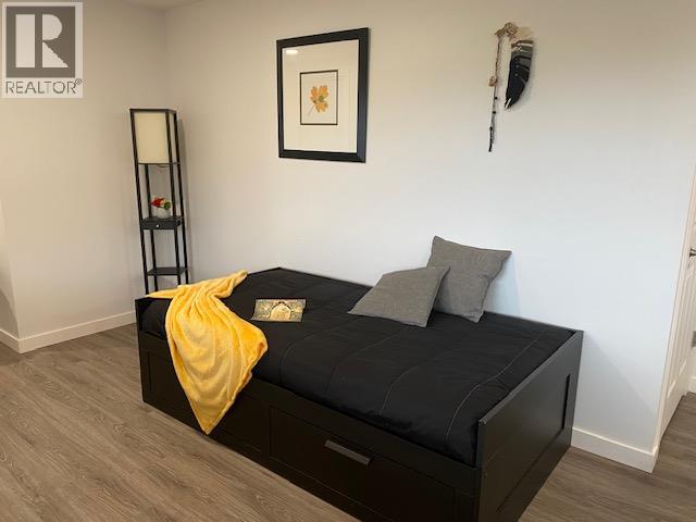 3273 McLeod Road - 55
