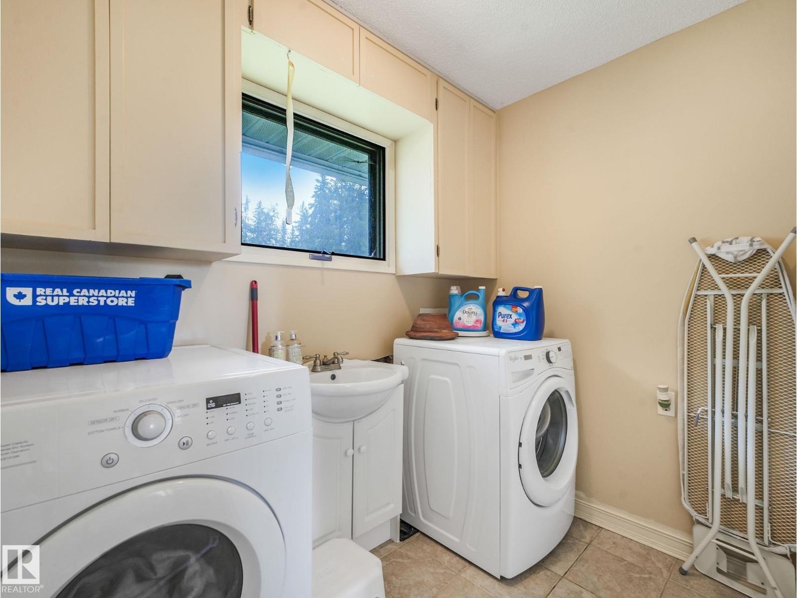 10912 5 AV SW SW - 50