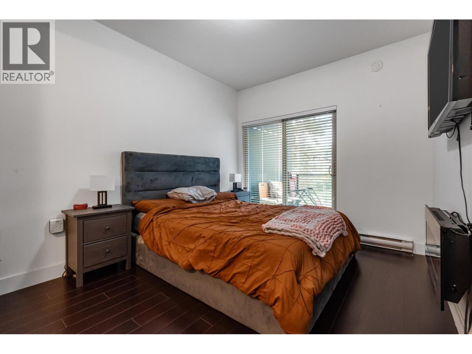 205 2436 KELLY AVENUE, Port Coquitlam