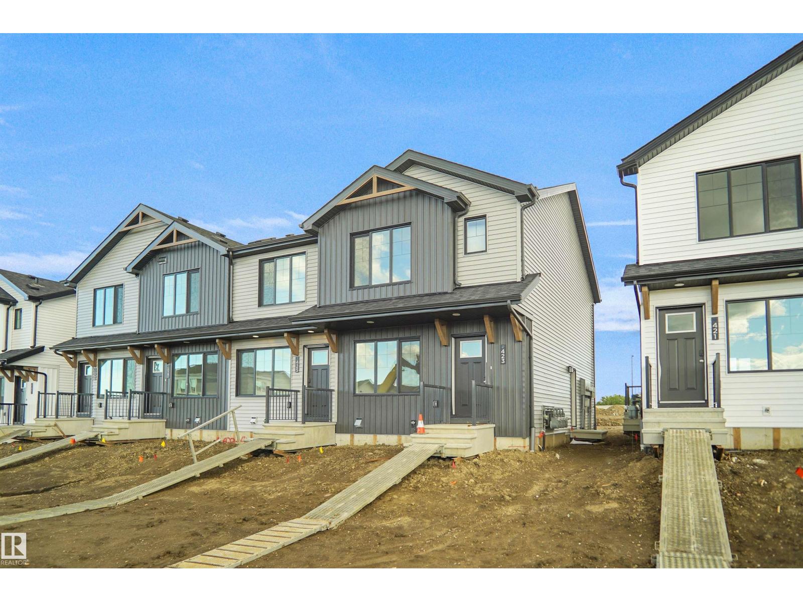 423 ASTER DR NW - 1