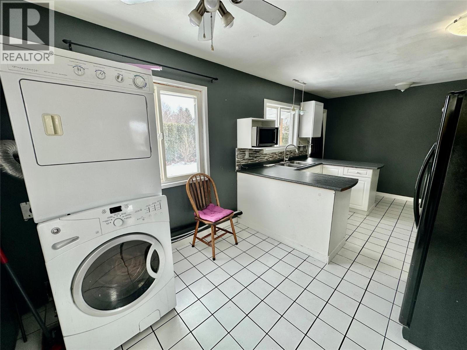 475 Hollywood Road S - 9