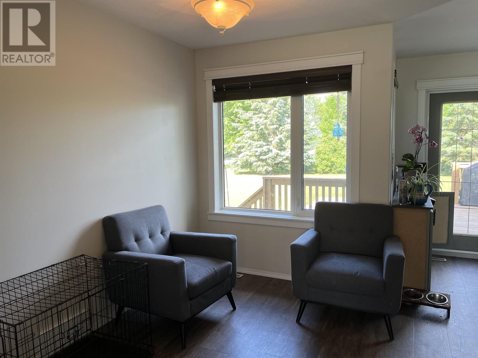 8 Maple Place - 7