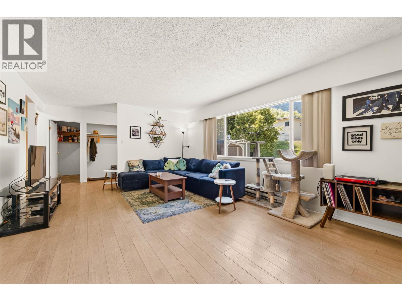 429 RICHARDS W Street - 8