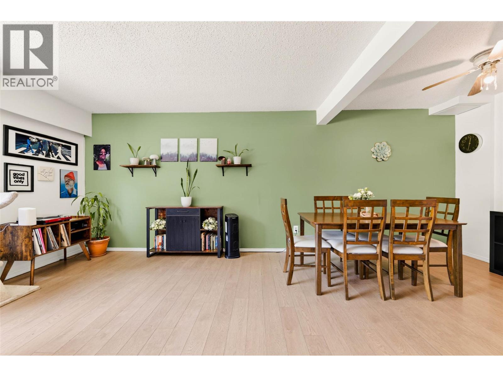 429 RICHARDS W Street - 11