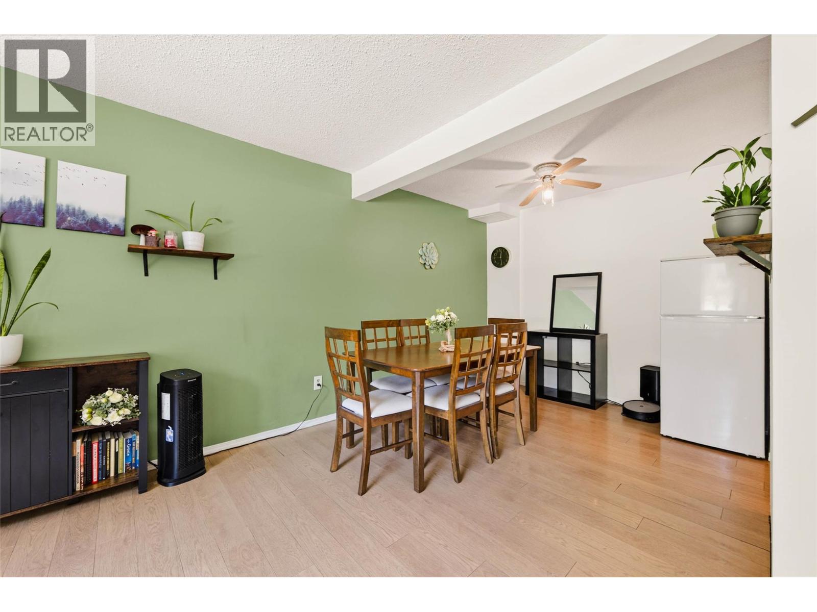 429 RICHARDS W Street - 3