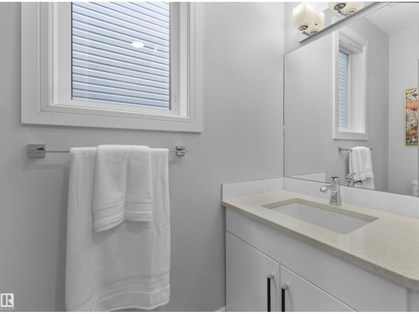 9313 152 ST NW - 18