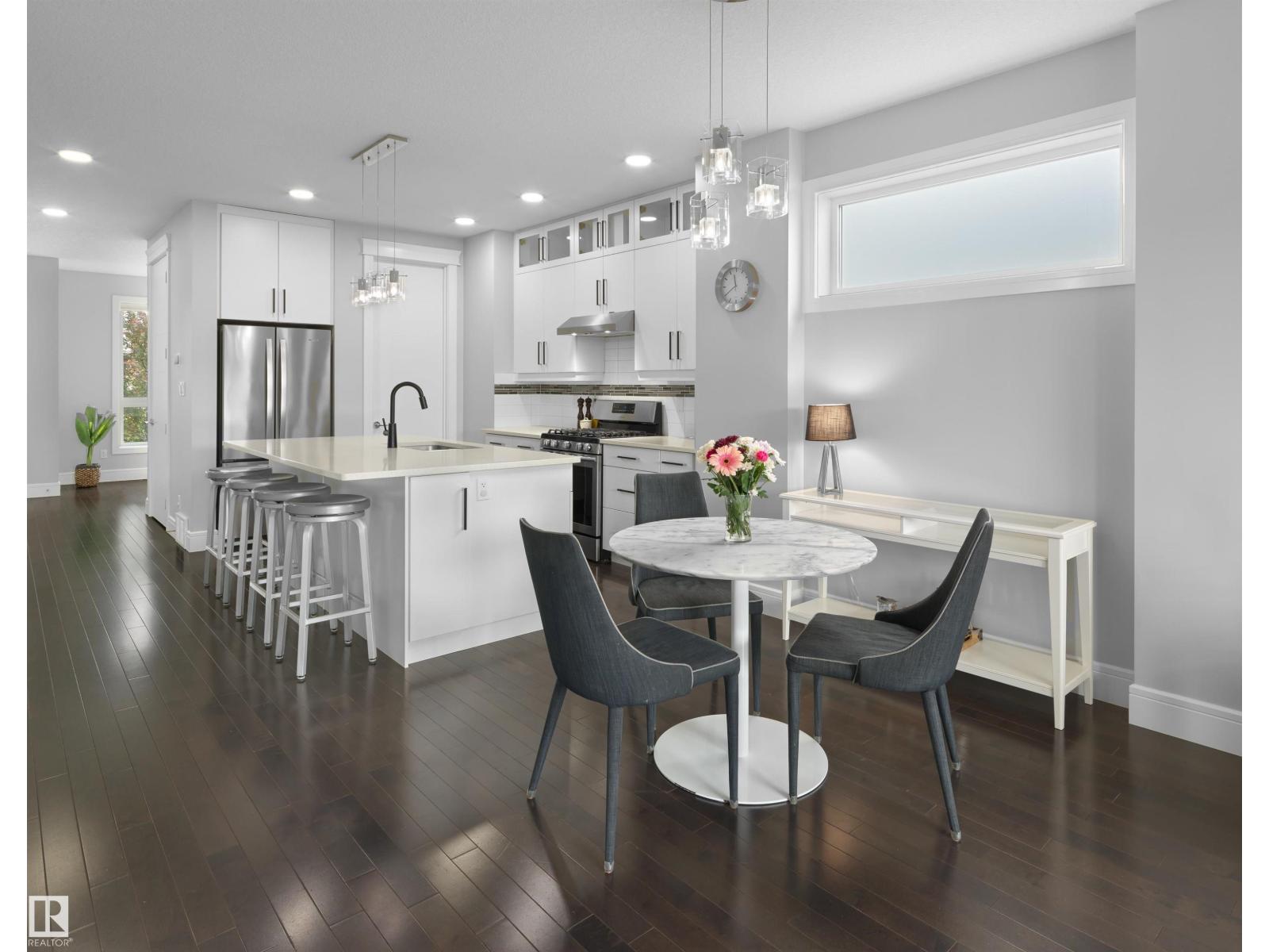 9313 152 ST NW - 11