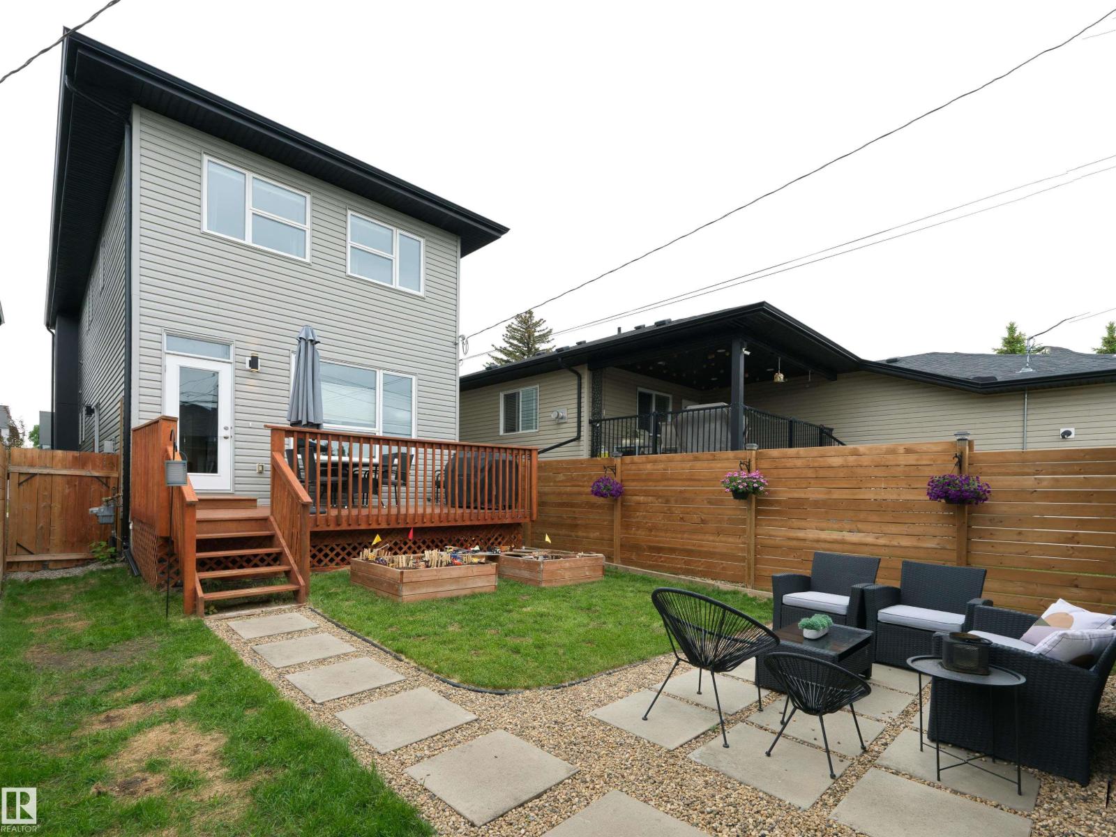 9313 152 ST NW - 35
