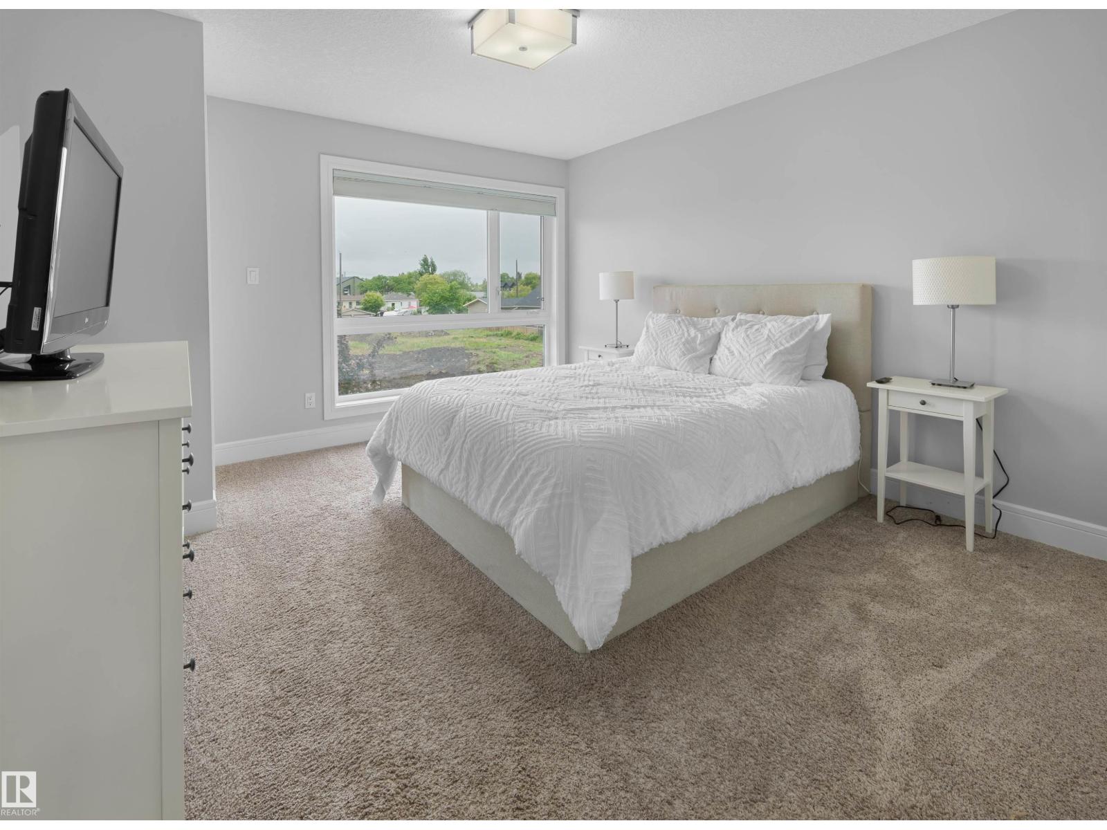 9313 152 ST NW - 22