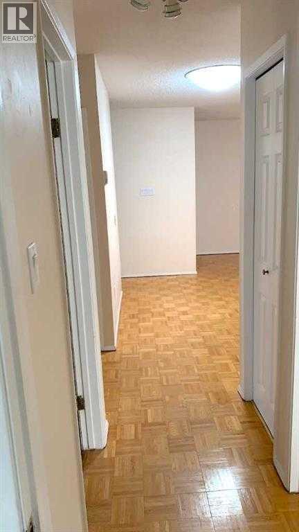 2312 1 Street NW - 18