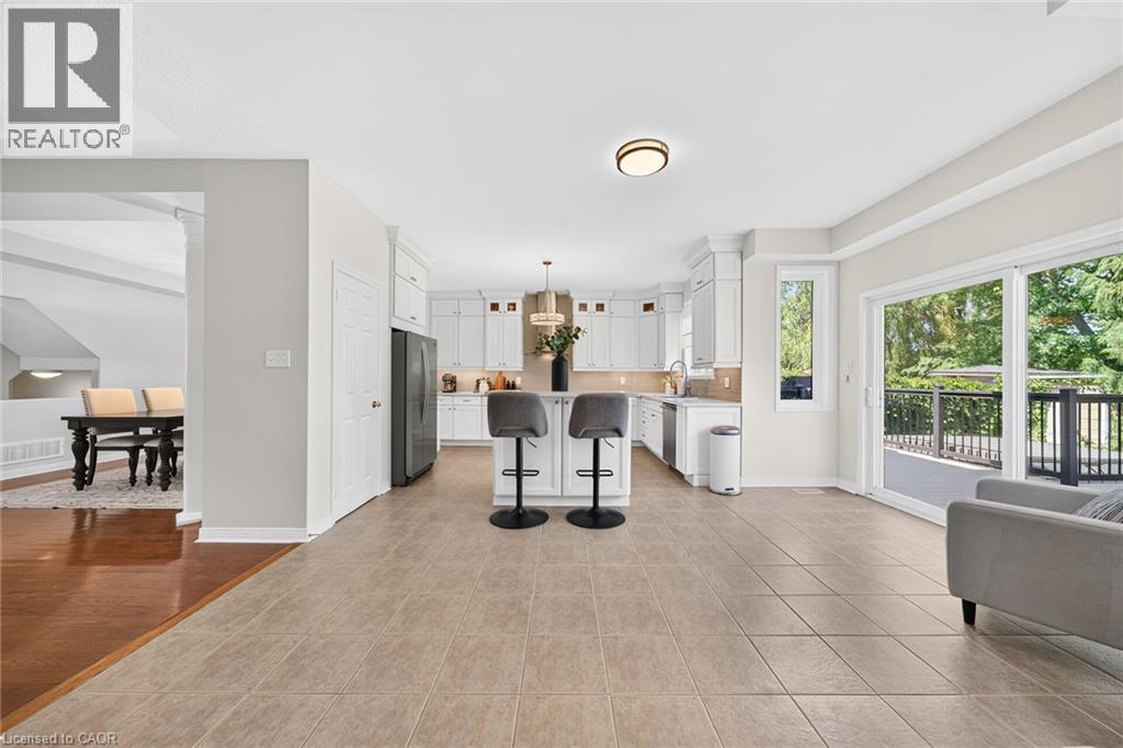 2203 TURNBERRY Road - 11