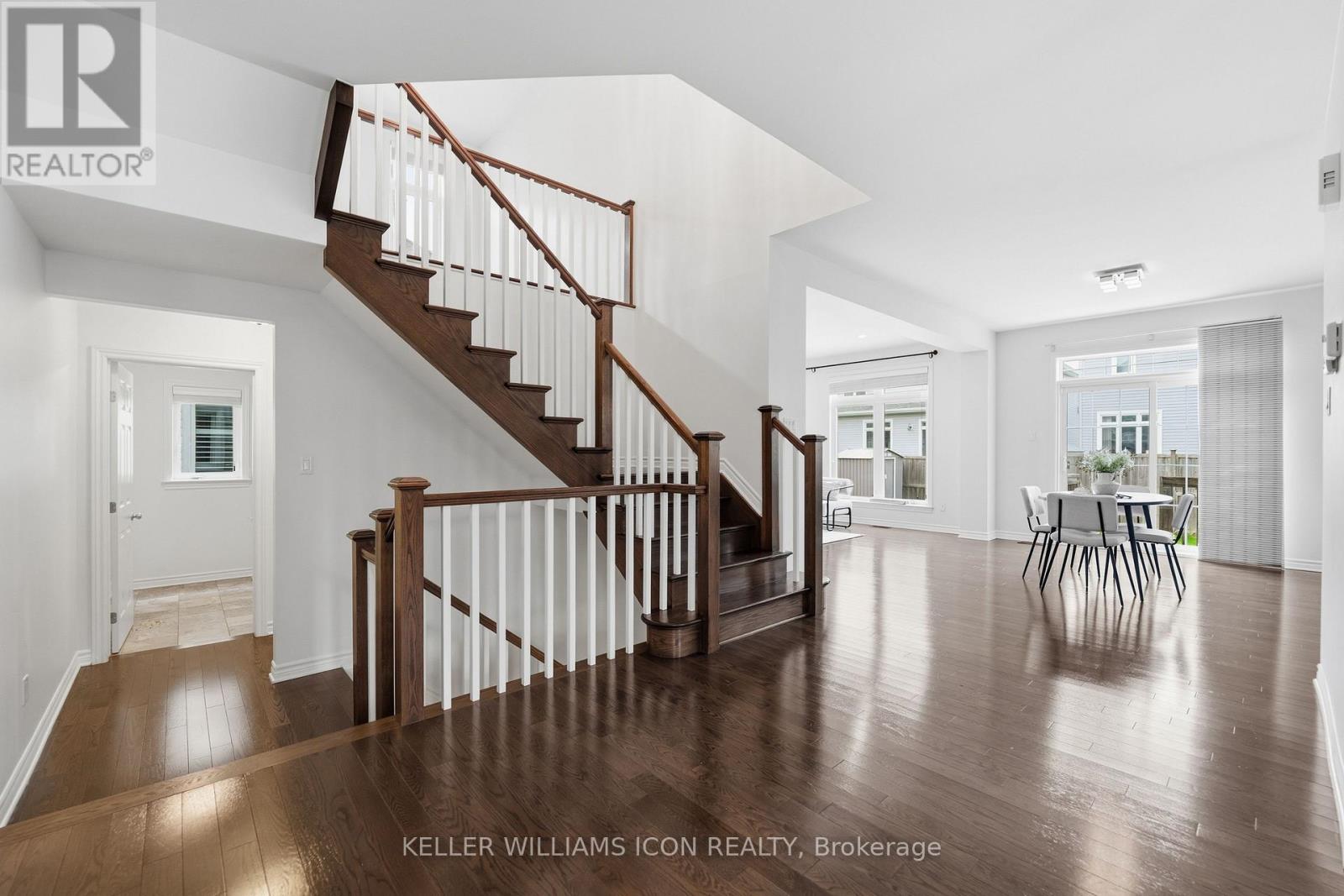 101 BRAMBLING WAY - 12