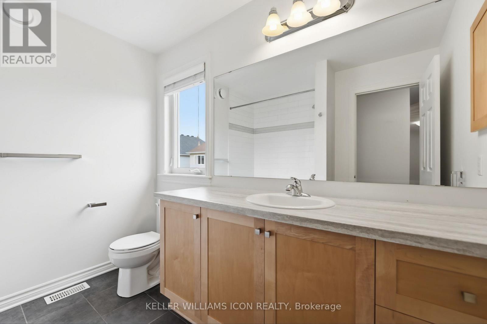 101 BRAMBLING WAY - 38