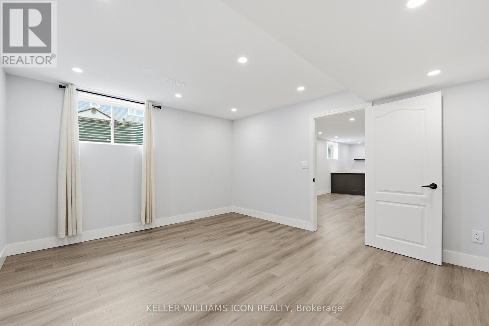 101 BRAMBLING WAY - 43