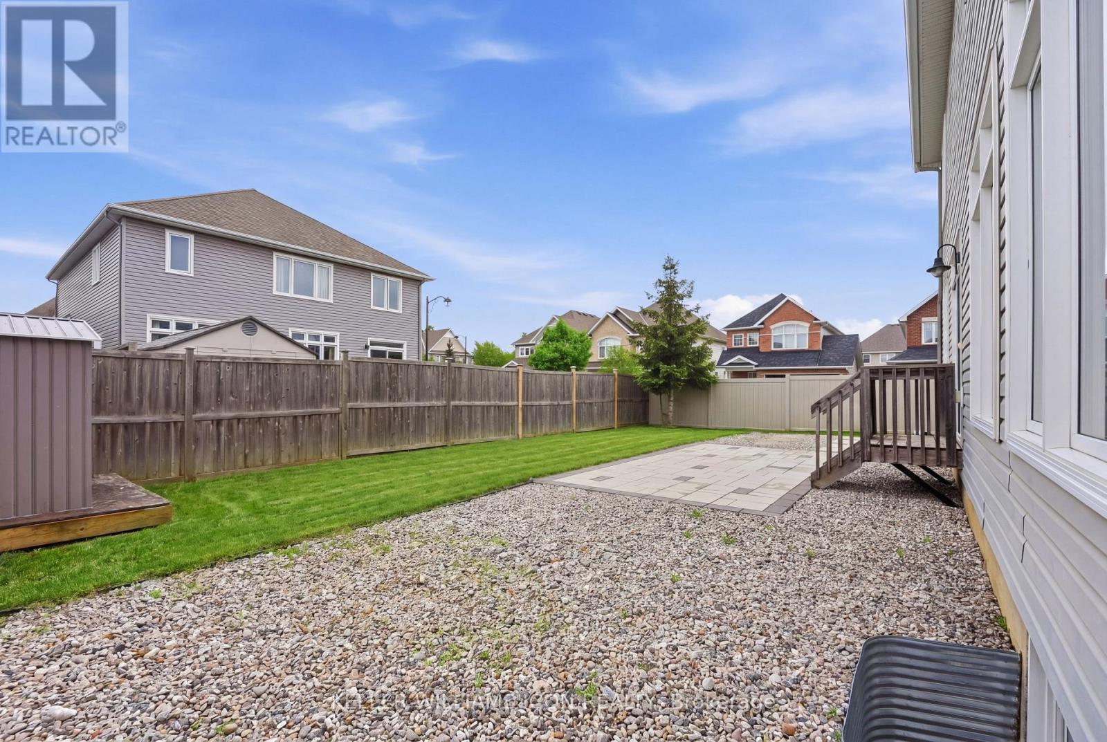 101 BRAMBLING WAY - 46
