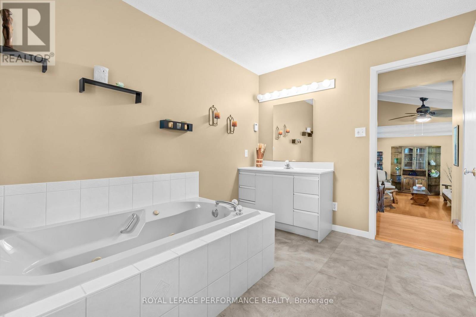 828 PRINCIPALE STREET - 27