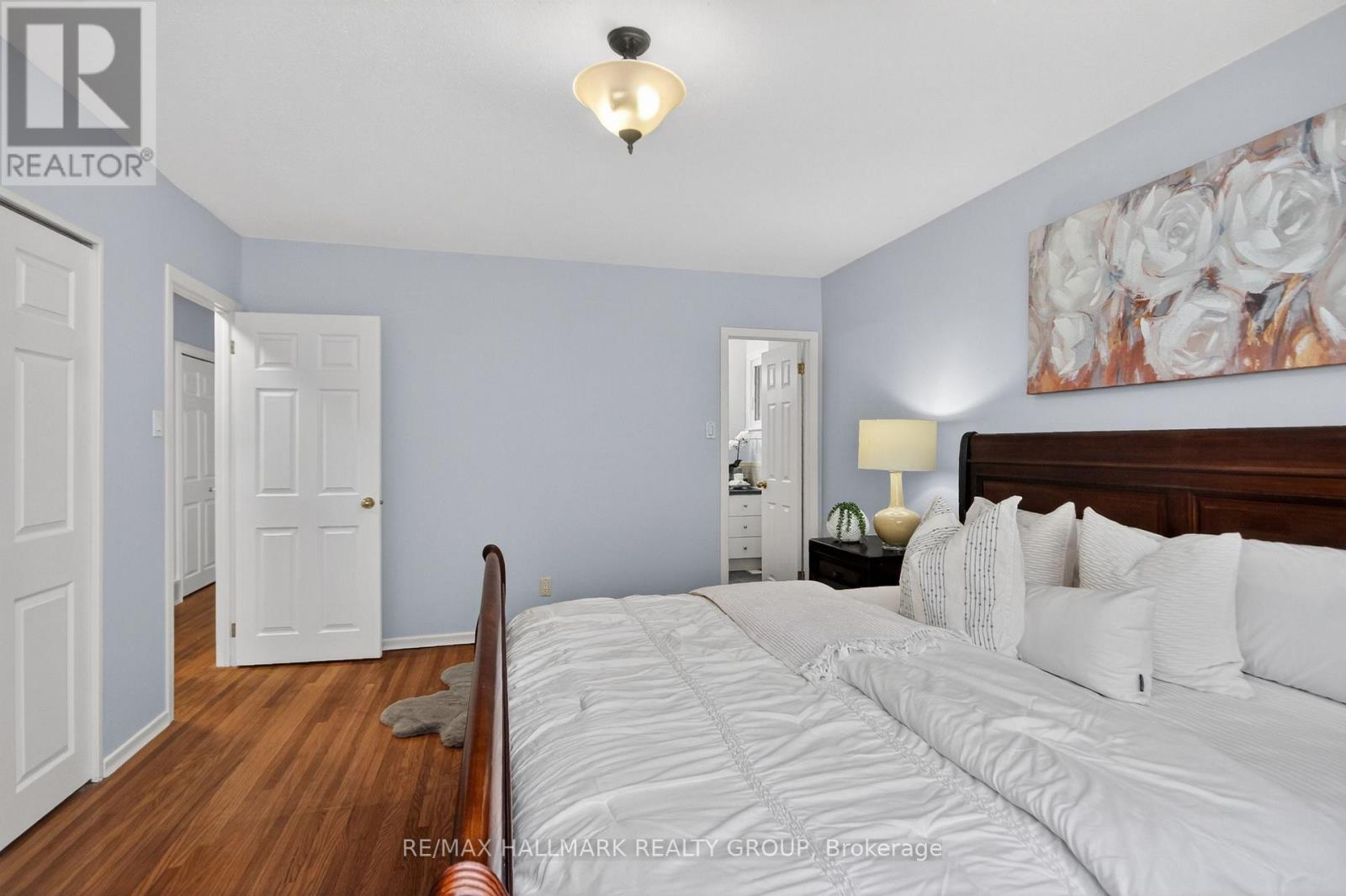 37 PARKWOOD CRESCENT - 18
