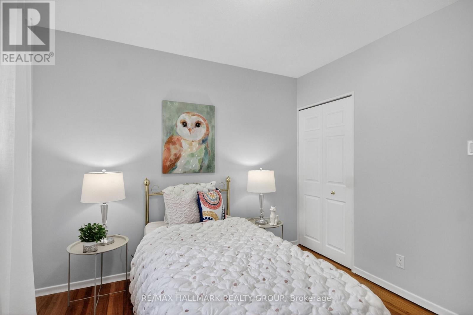 37 PARKWOOD CRESCENT - 22