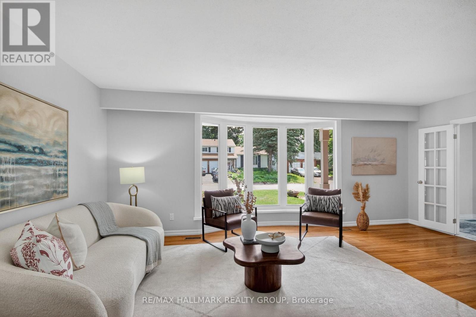 37 PARKWOOD CRESCENT - 4
