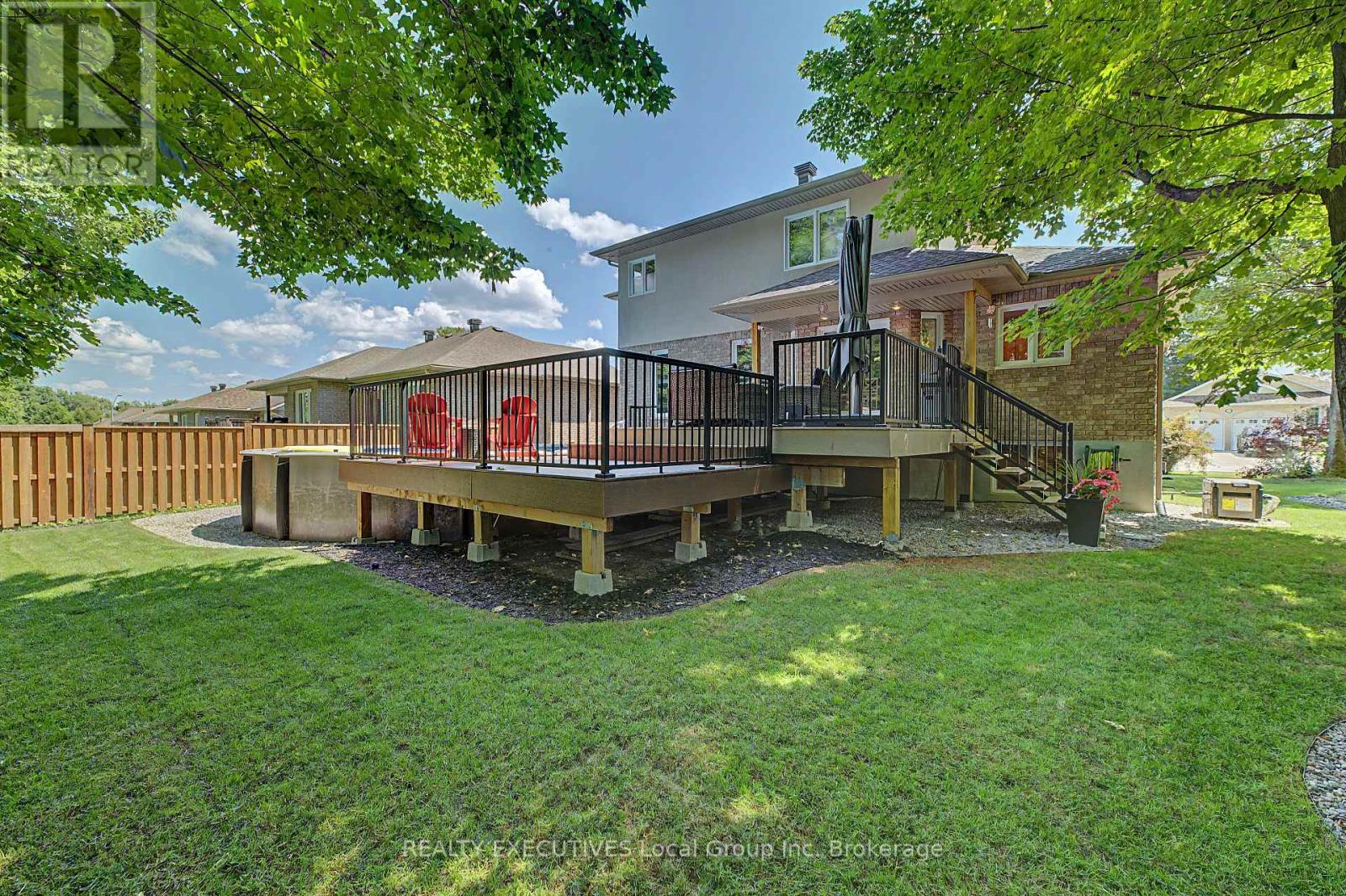 16 VERMONT CRESCENT - Image 3