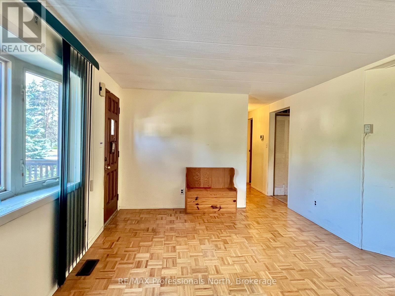 1034 EIGHTH LANE - Image 14