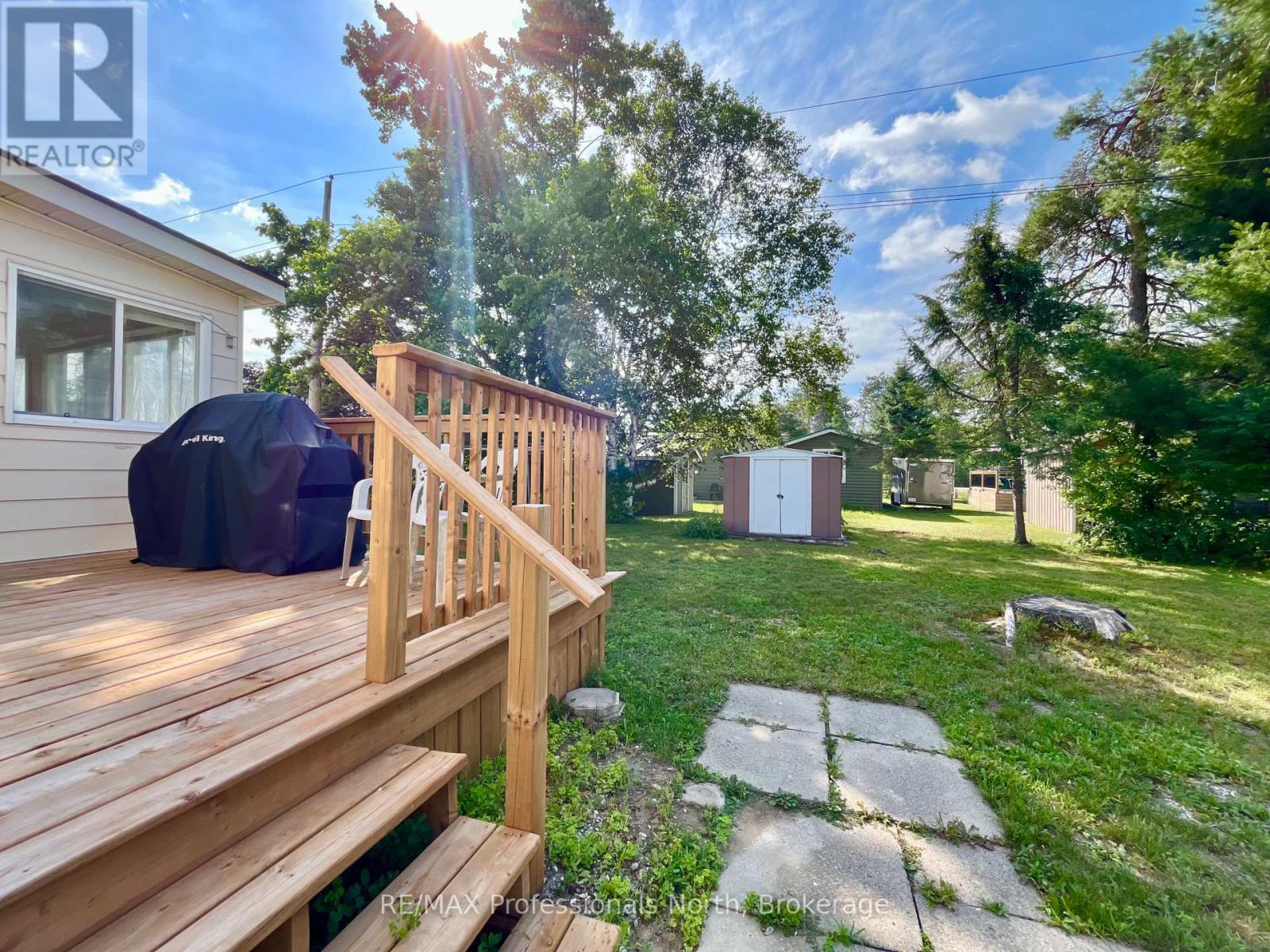 1034 EIGHTH LANE - 39