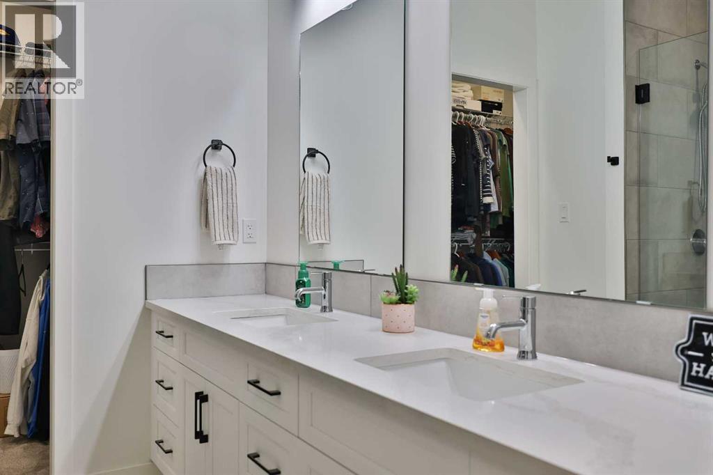 246 4A Street - 28
