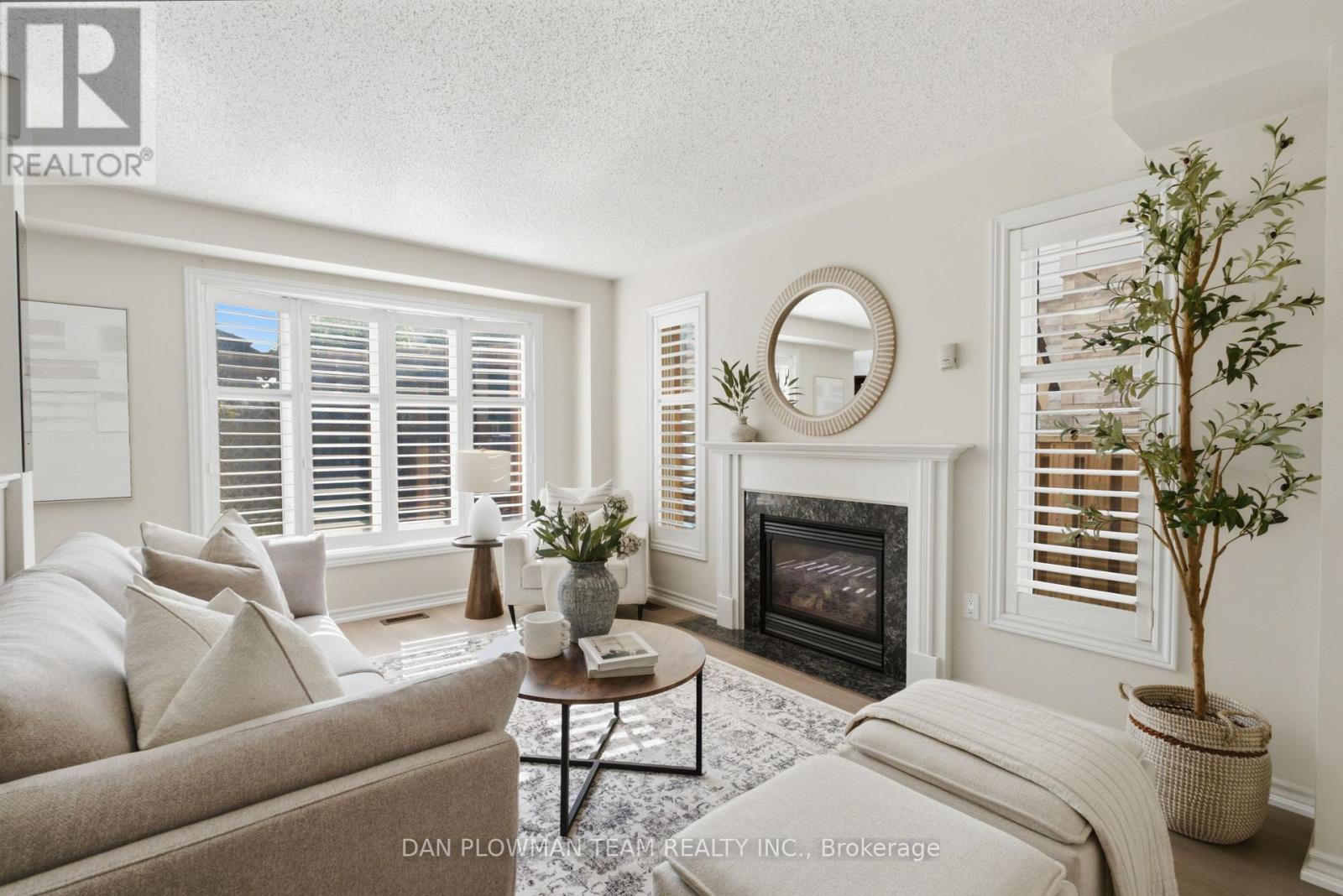 679 OXBOW CRESCENT - Image 12