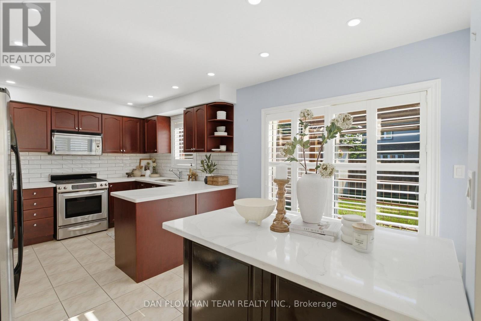 679 OXBOW CRESCENT - Image 9