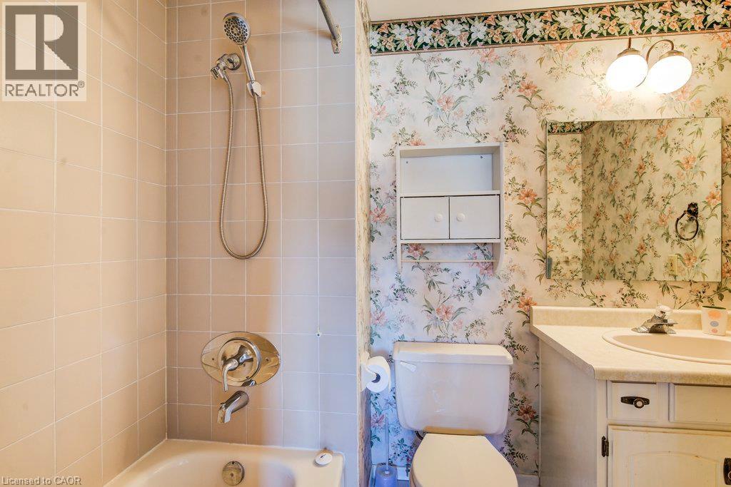 #6 450 BEECHWOOD Place - 29