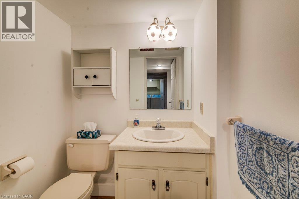 #6 450 BEECHWOOD Place - Image 40