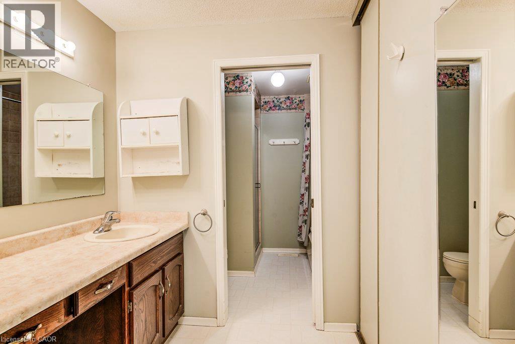 #6 450 BEECHWOOD Place - 26