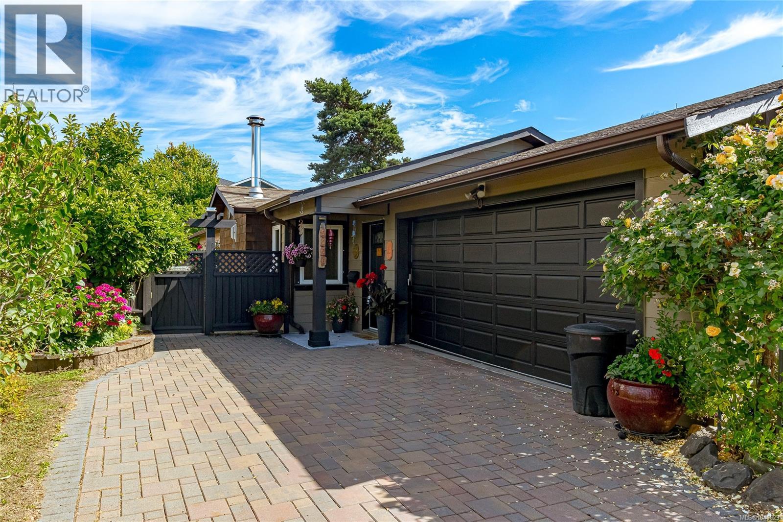 9960 Swiftsure Pl photo 1 of 41