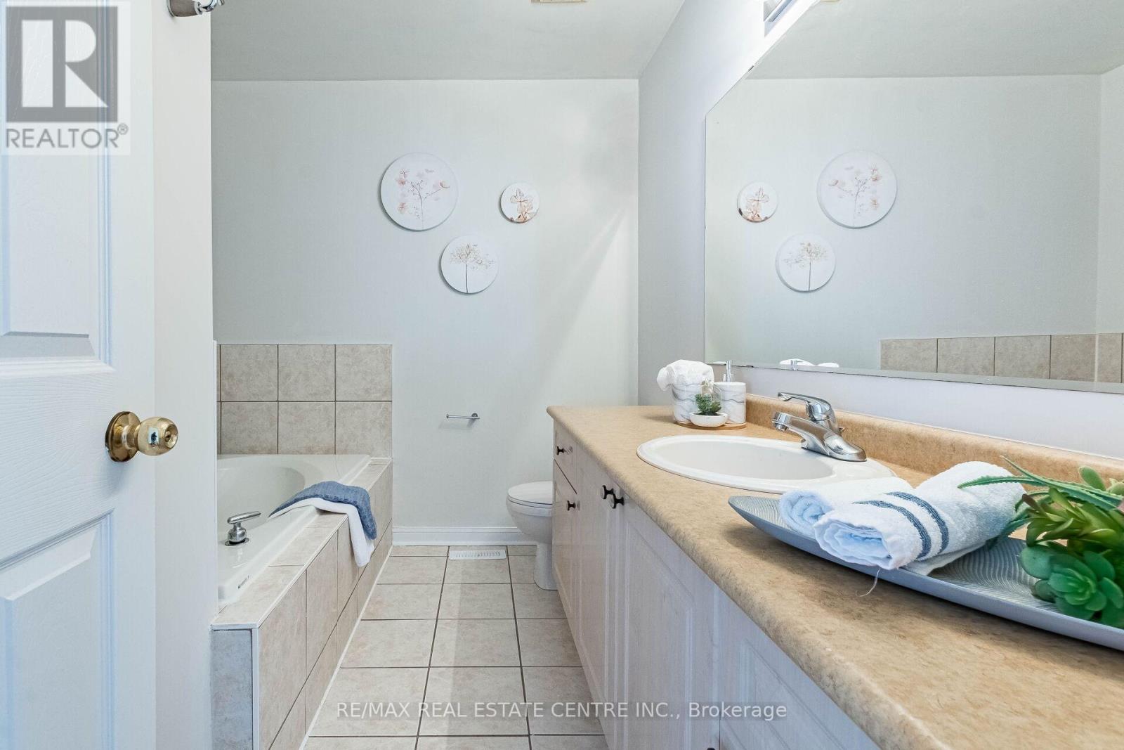 5981 COUPLES STREET - 23