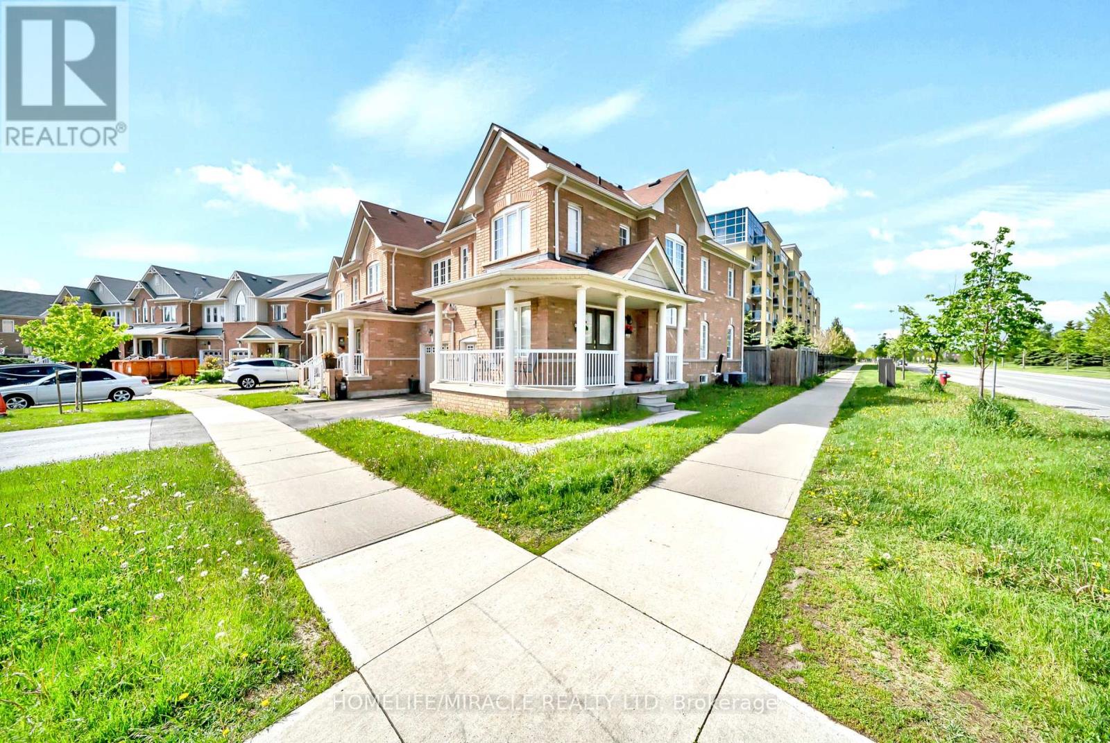 1439 COSTIGAN ROAD - 2