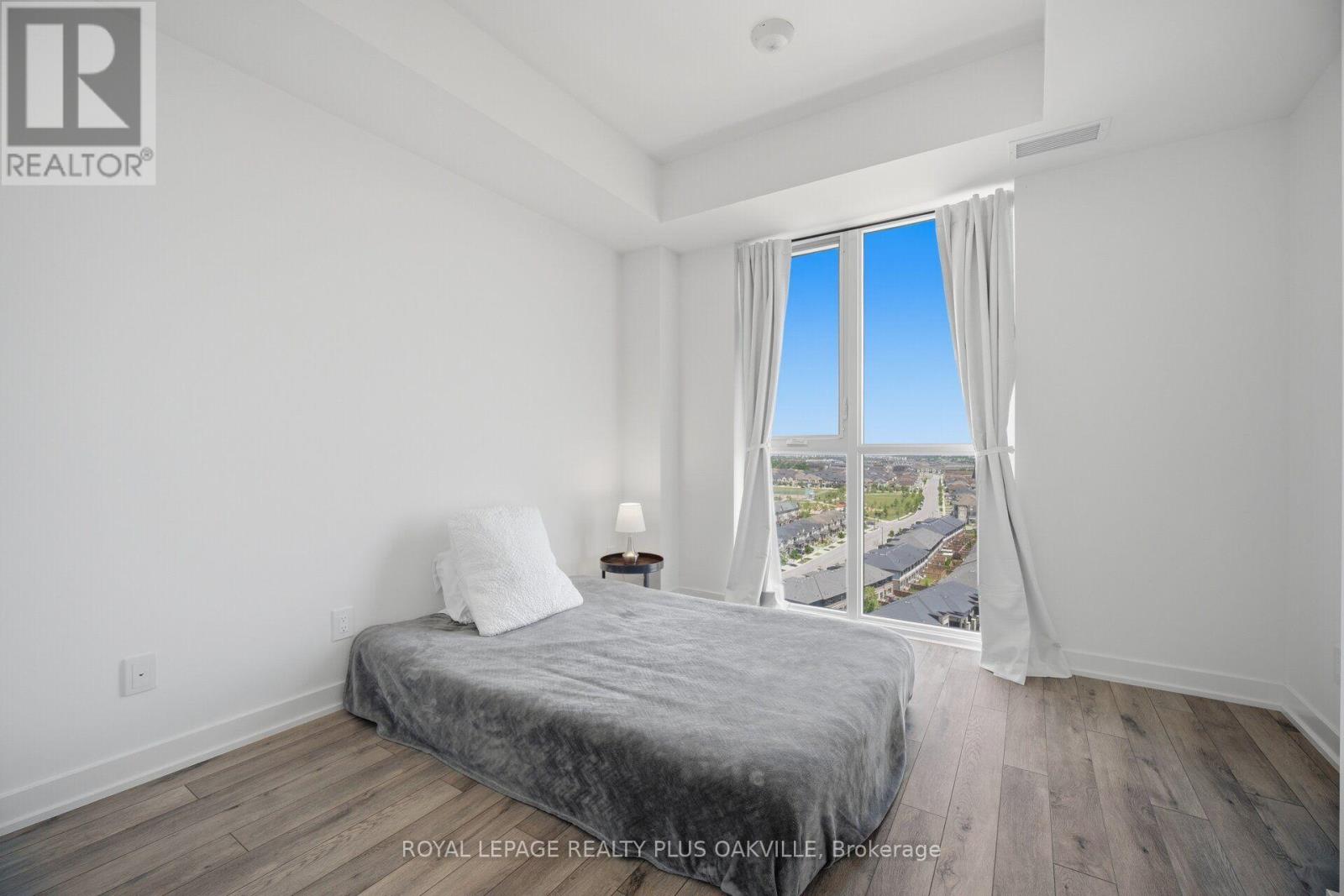 #1509 3079 TRAFALGAR ROAD - 16