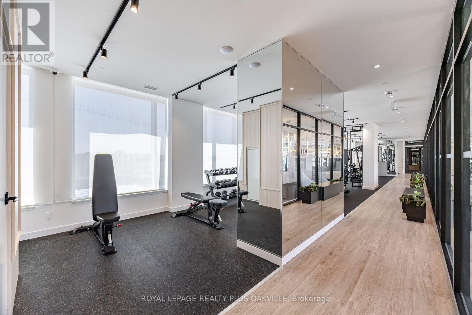 #1509 3079 TRAFALGAR ROAD - 24