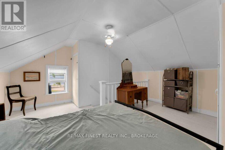 21 FURLONG ROAD - 28
