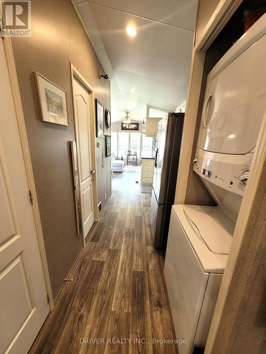 #89 930 LAKESHORE ROAD - 15
