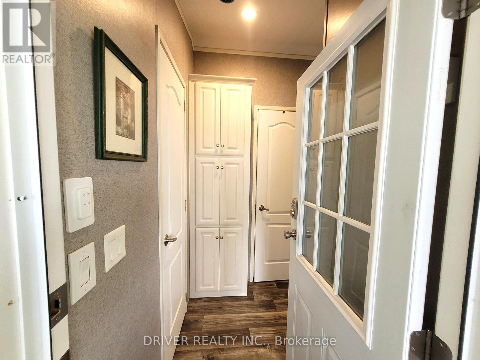 #89 930 LAKESHORE ROAD - 20